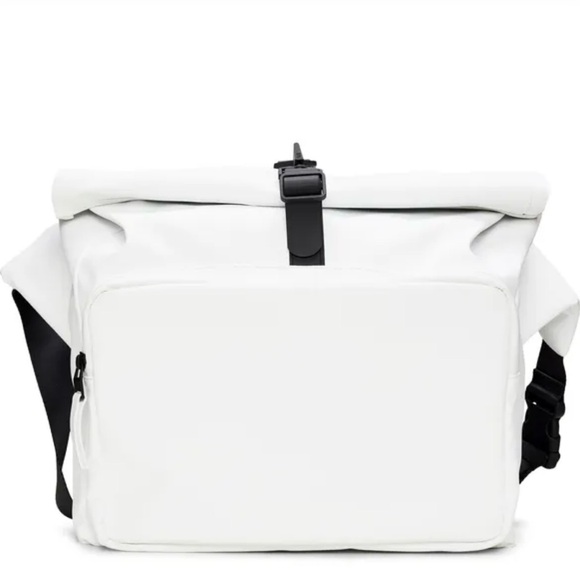 Rains NWOT Bag Waterproof Roll-Top Messenger collegiate preppy minimalist office - Picture 2 of 7